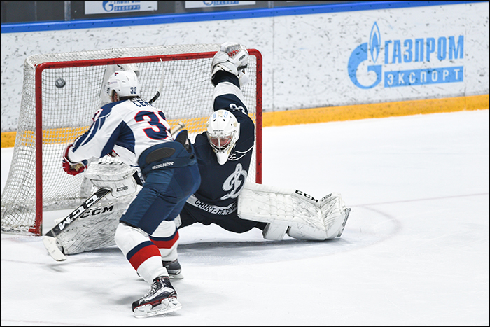 Сёмин забивает Динамо.jpg